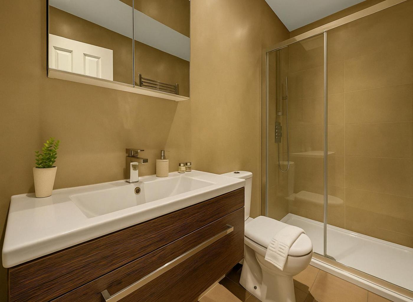 Flat - 3 Min To West Kensington Station Apartamento